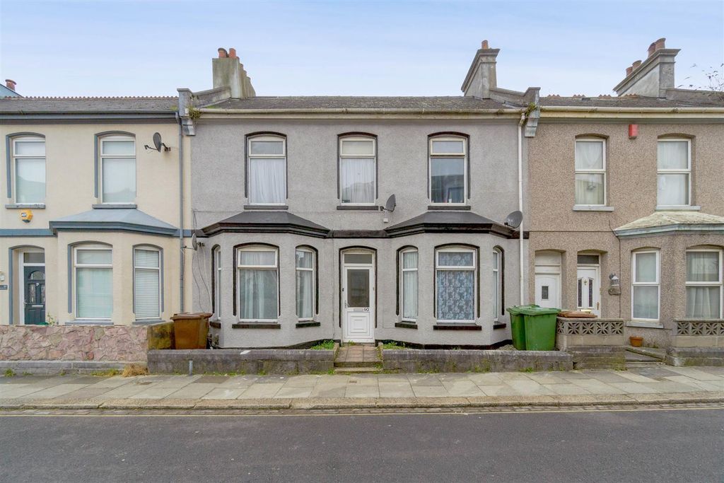 Property photo 1 of 5 Front.Jpg