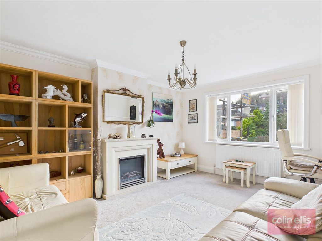 Property photo 2 of 15 Cam05075G0-Pr0250-Still007.Jpg