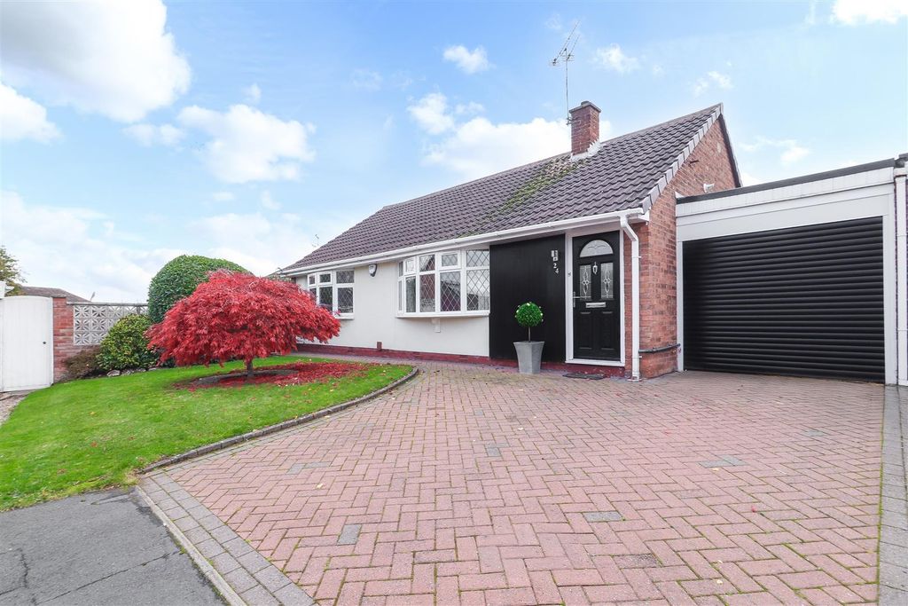 Property photo 1 of 15 External