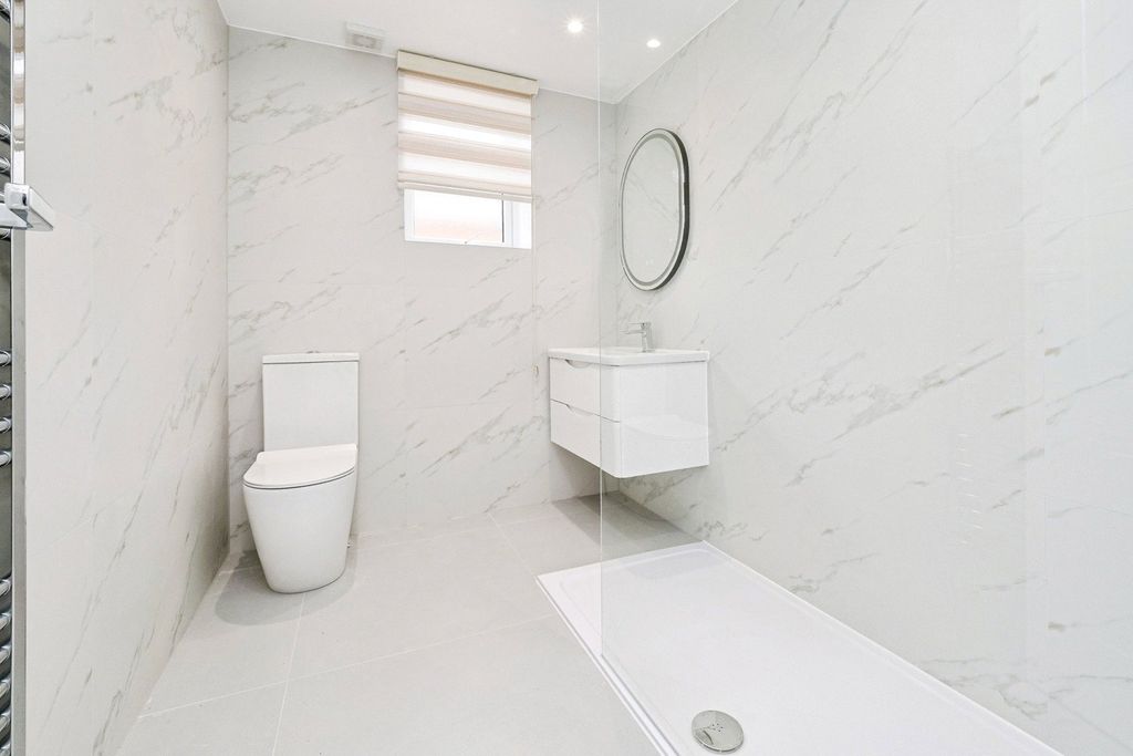 Property photo 3 of 9 Picture No. 05