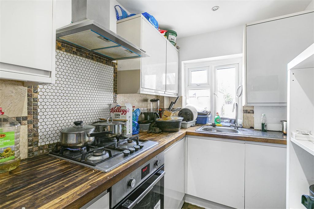 Property photo 3 of 15 5_58407.Jpg