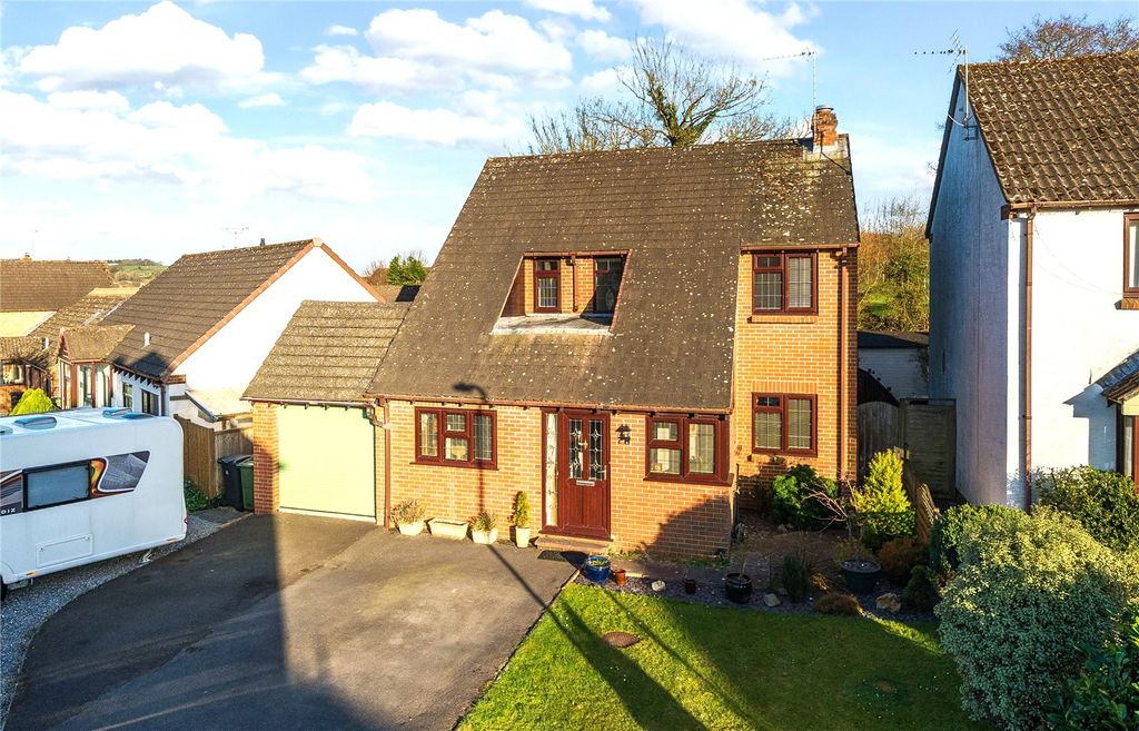 Property photo 2 of 31 Picture No. 38