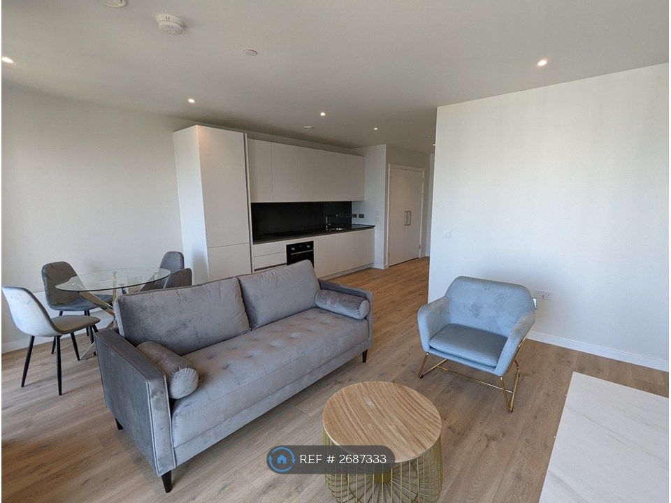 Property photo 2 of 25