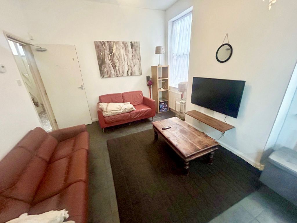 Property photo 3 of 7