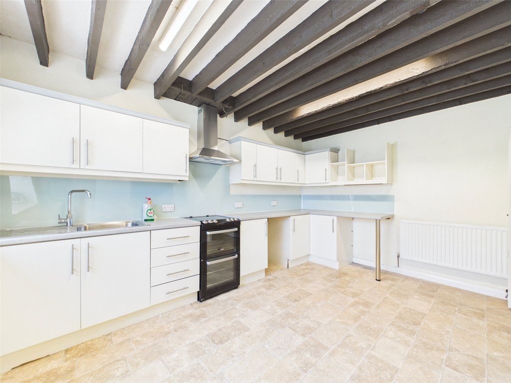 Property photo 3 of 17 Picture No. 14