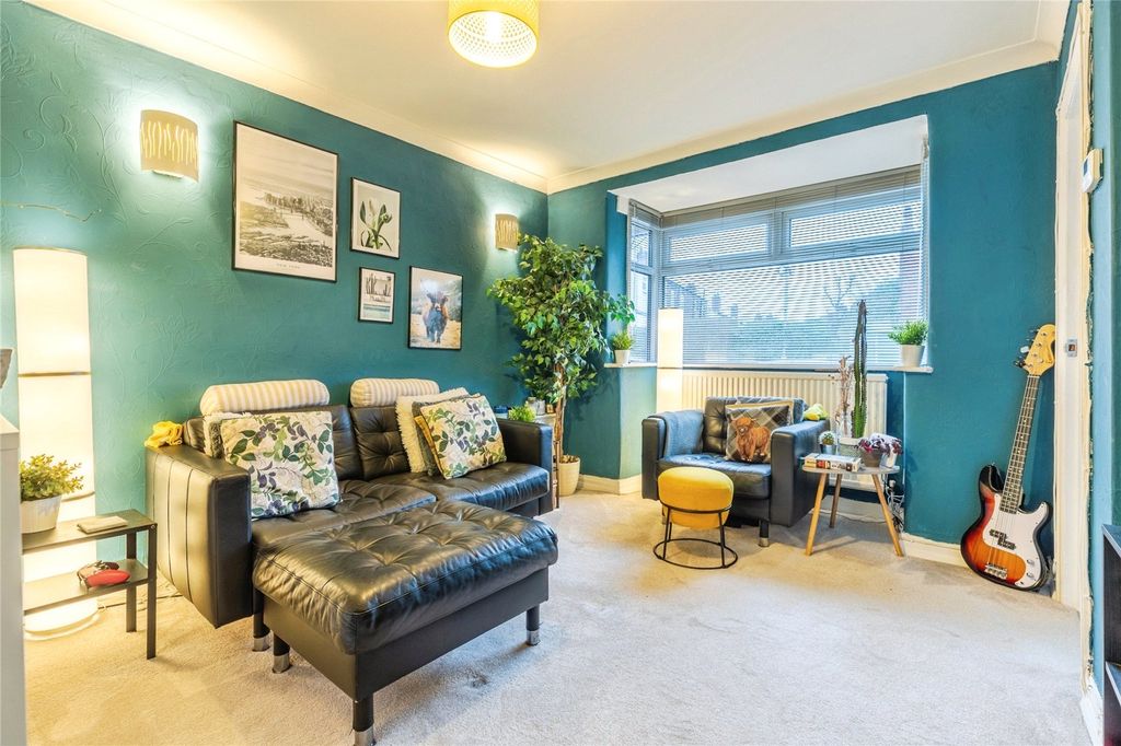 Property photo 2 of 16 Picture No. 20