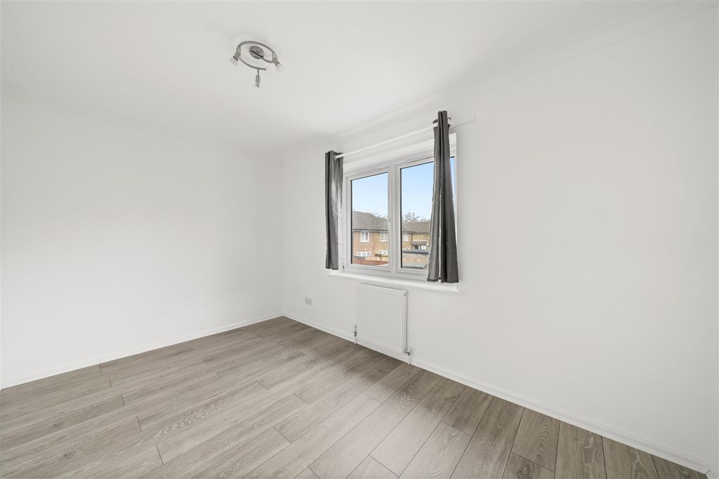 Property photo 3 of 20 2.Jpg