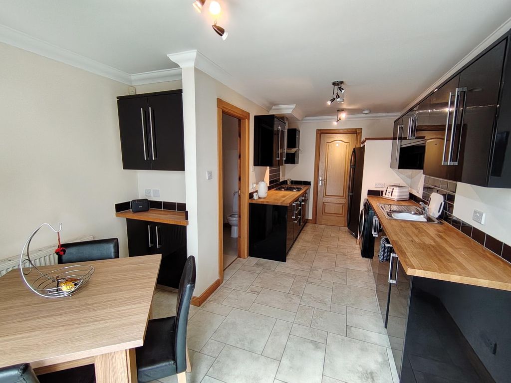 Property photo 2 of 16 Img_20261006_114932