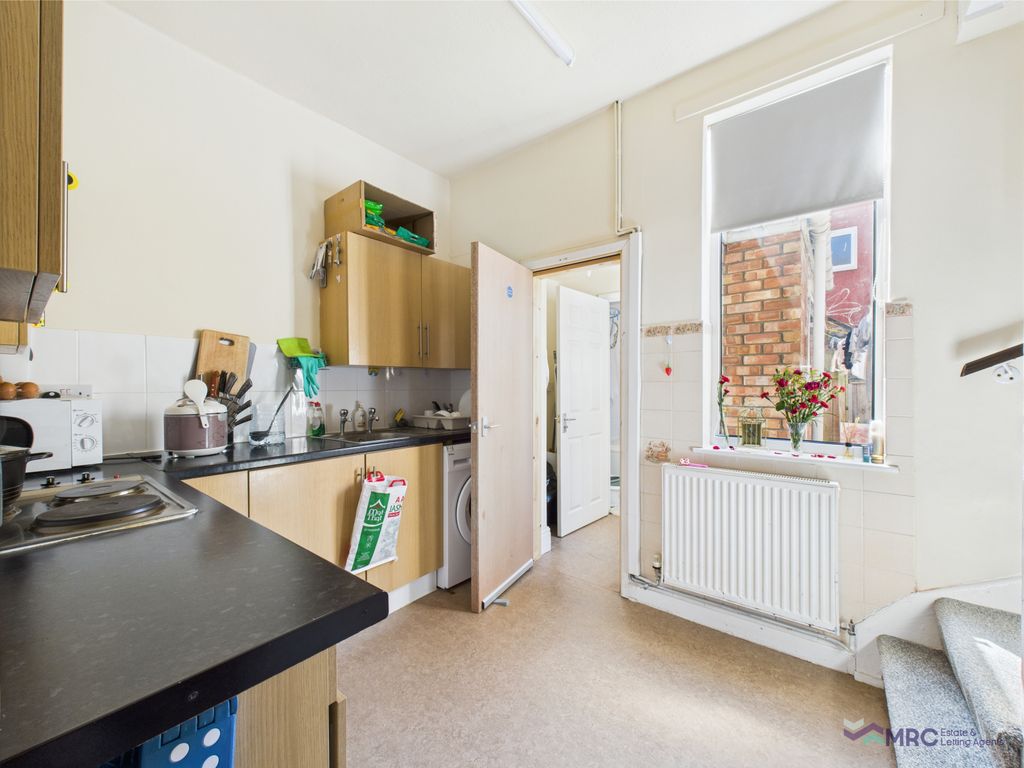 Property photo 2 of 6 Gallery