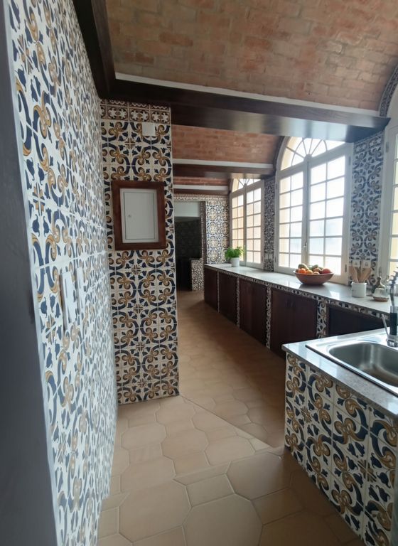 Property photo 3 of 32