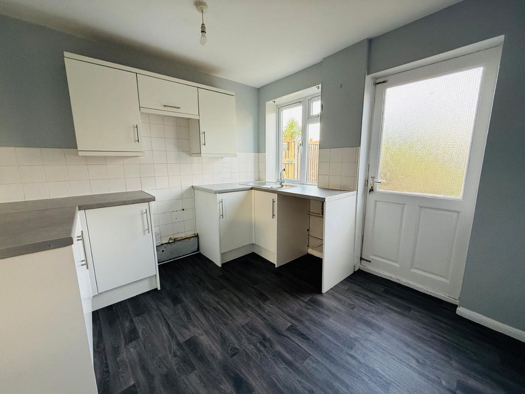 Property photo 2 of 9 4733964