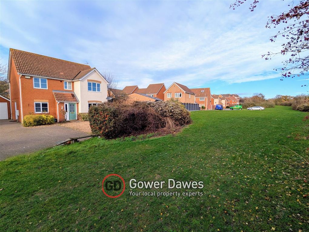 Property photo 2 of 19