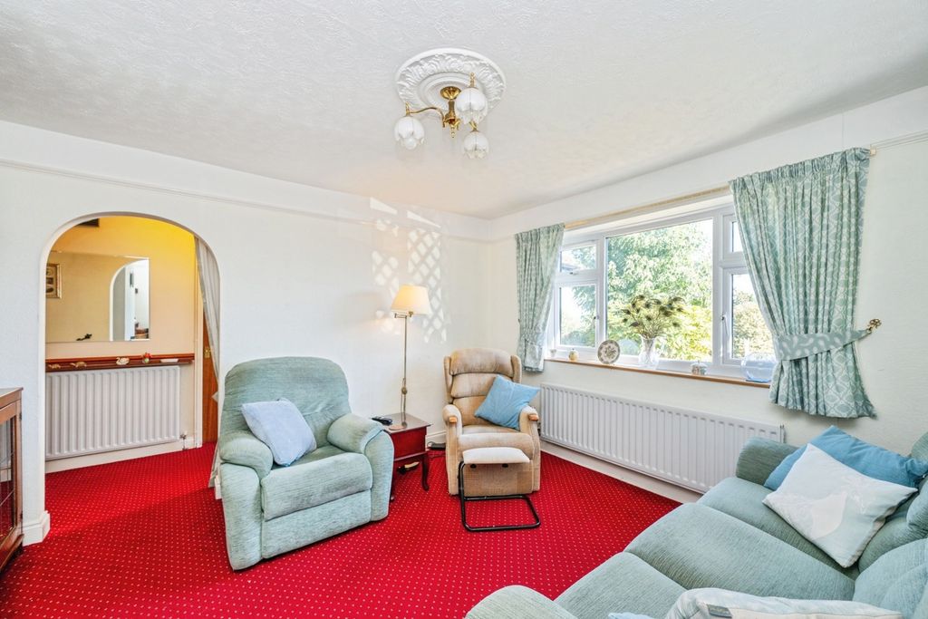 Property photo 3 of 28 Pbox-Img.Jpg