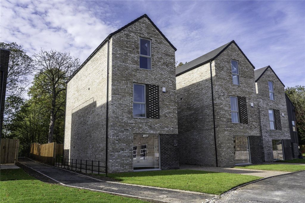 Property photo 3 of 23 Picture No. 77