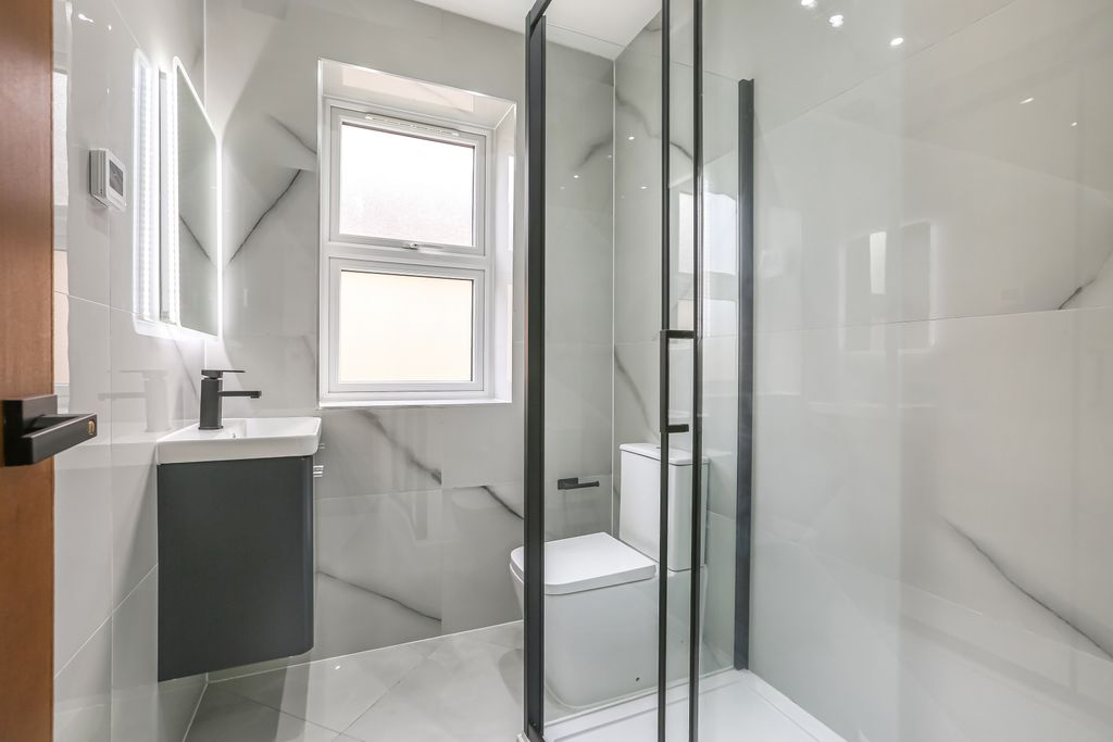 Property photo 2 of 18 Ach_5205