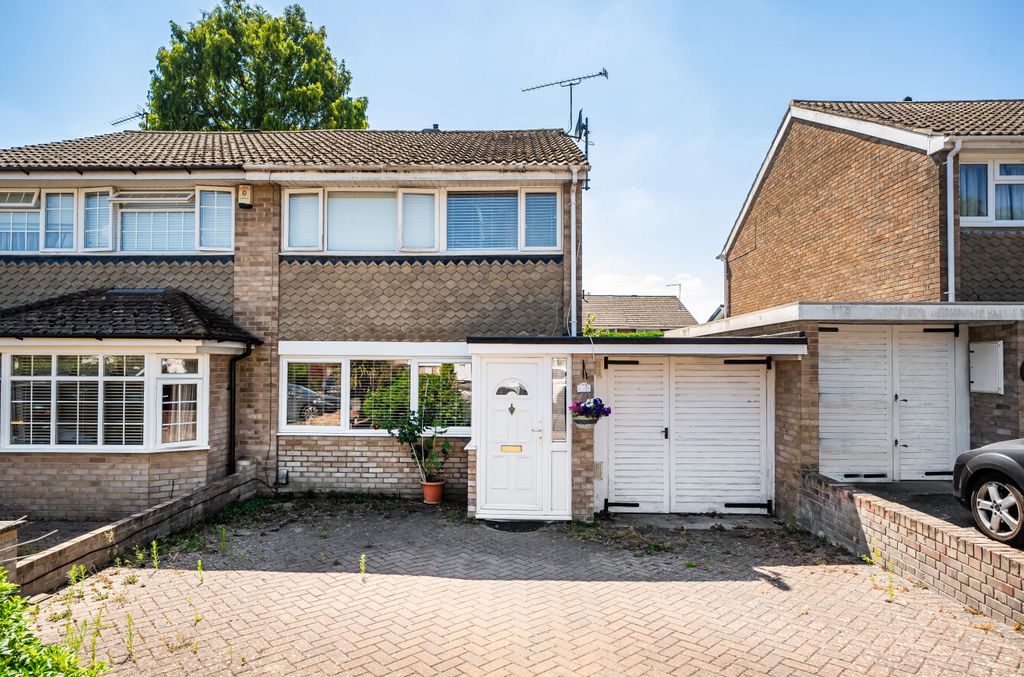Property photo 1 of 12 1492936-2-6A57c21...