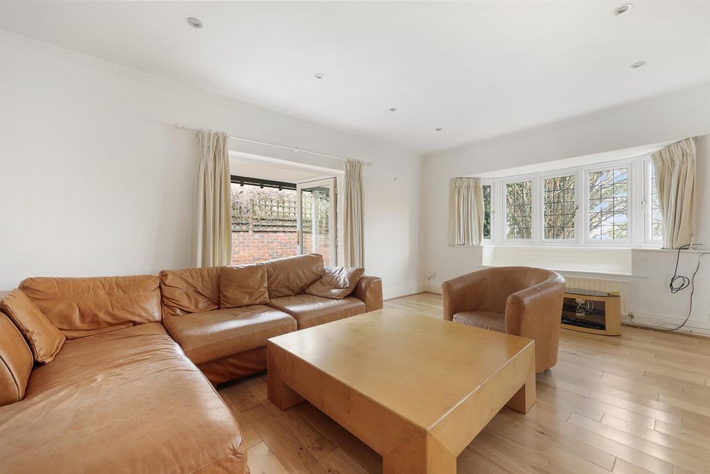 Property photo 3 of 26 9S4A9527.Edi.Jpg