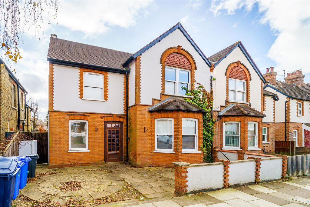Property photo 1 of 22 Helliwell &amp; Co