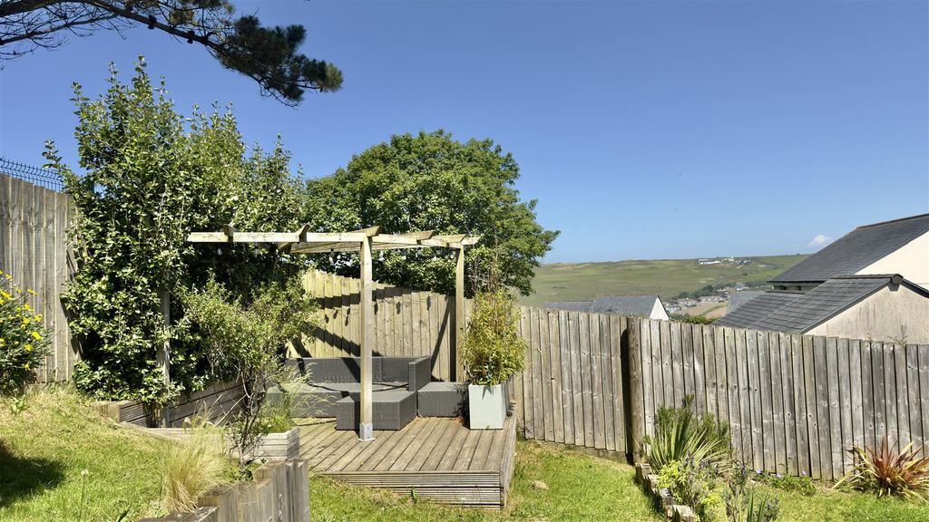 Additional image 18 of 4 bed semi-detached house for saleHendrawna Meadows, Perranporth TR6