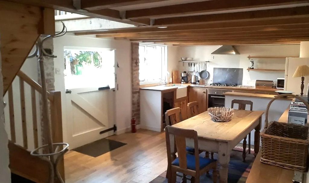 Property photo 3 of 10 Picture No. 09