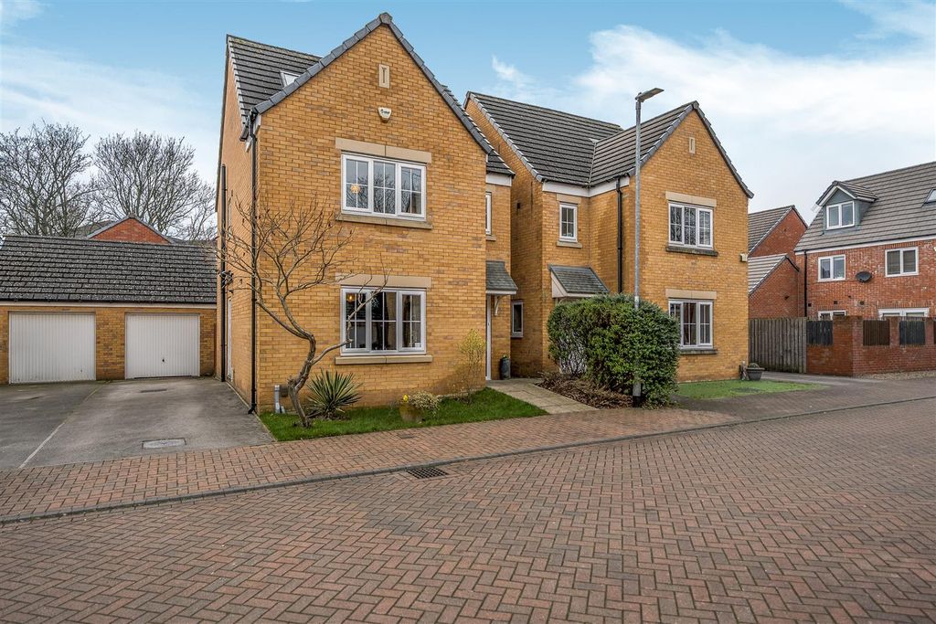 Property photo 1 of 32 1423467-24-69Aea8B490d48.Jpg