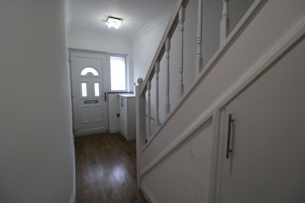 Property photo 2 of 19 Hall