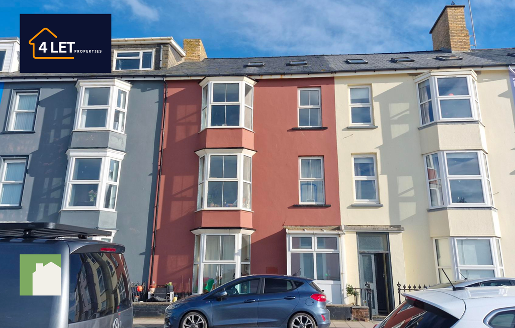 Property photo 1 of 3