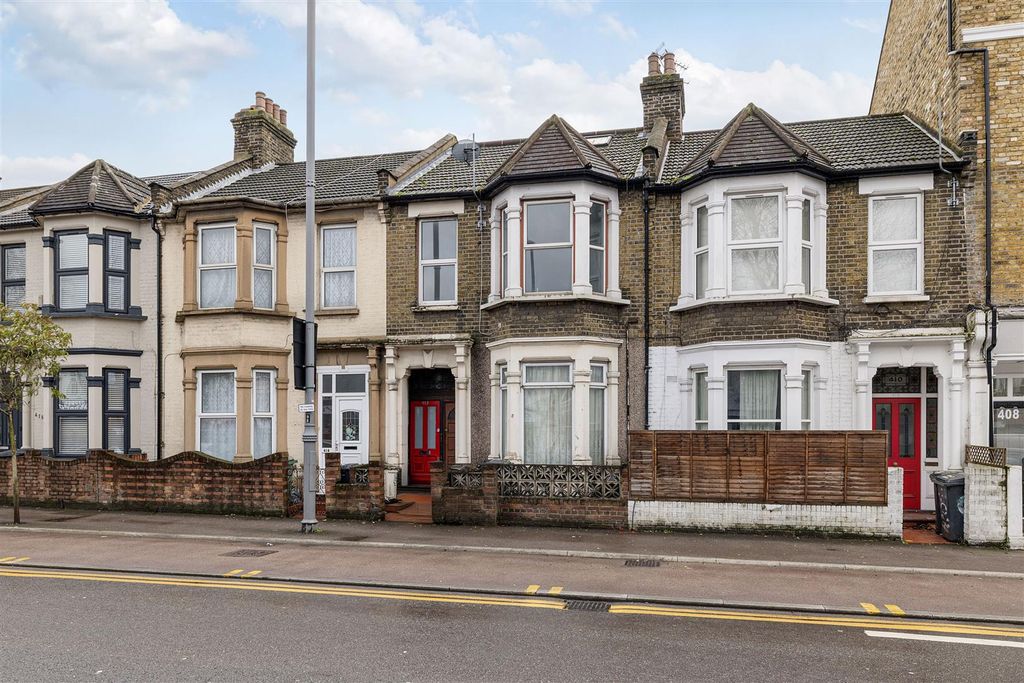 Property photo 1 of 20 Lea Bridge Road, E10