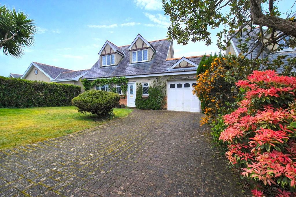 Property photo 1 of 19 Pdfn6Yyh106Pgpm6Uf3Z6W.Jpg
