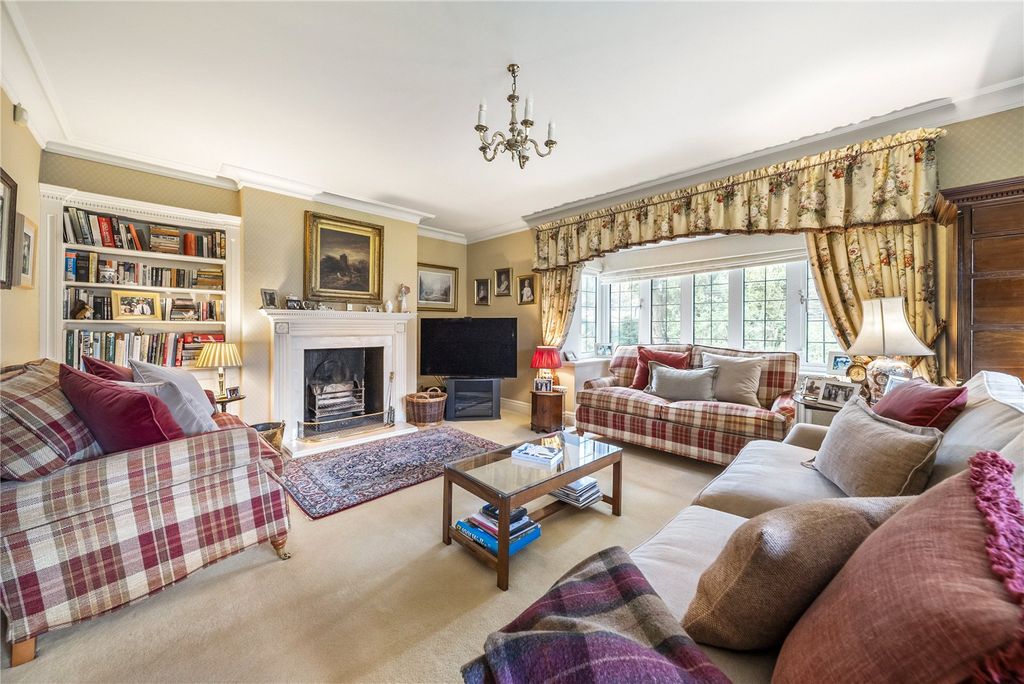 Property photo 3 of 23 Reception Room