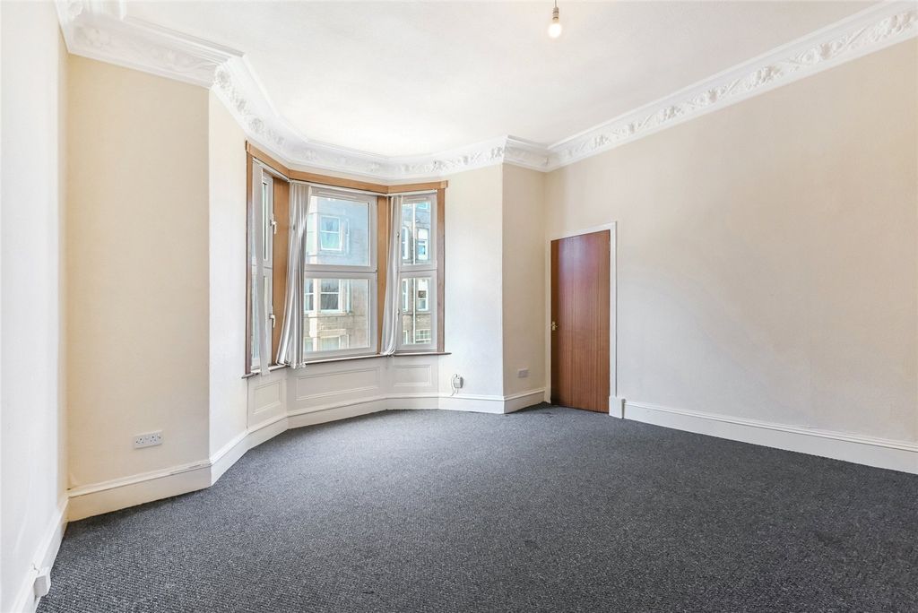 Property photo 3 of 17 Picture No. 08
