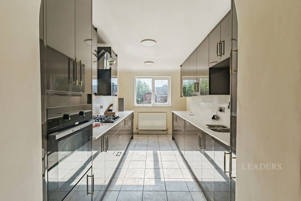 Property photo 1 of 20 Pbox-Img.Jpg