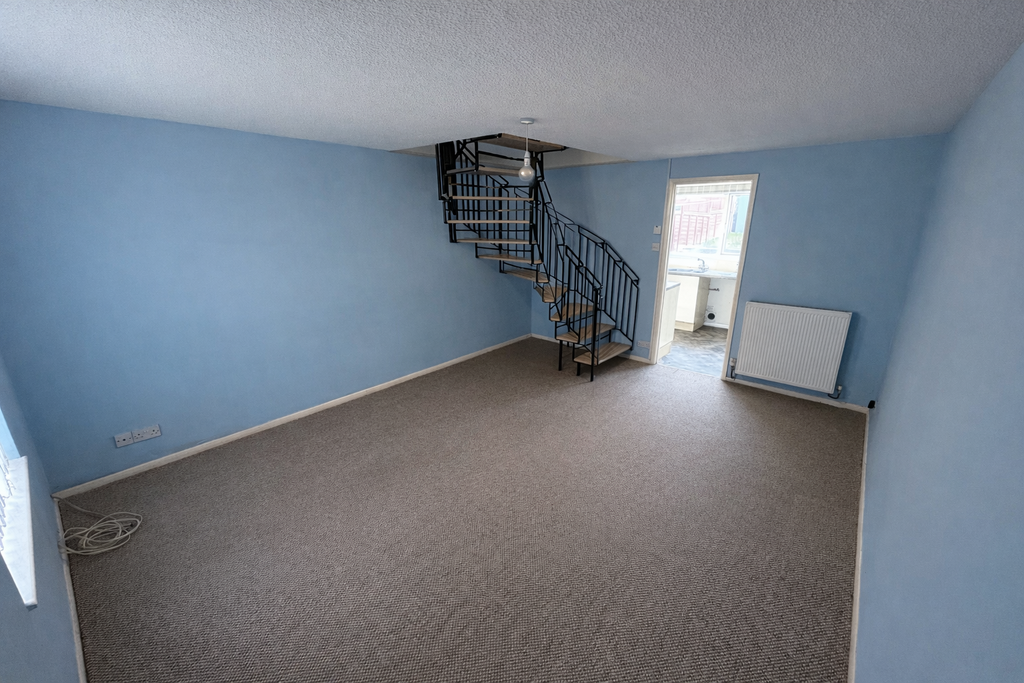 Property photo 2 of 9 Photo 4