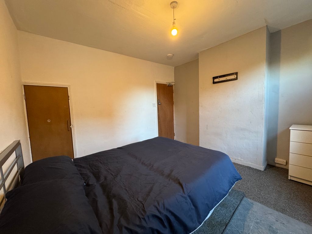 Property photo 3 of 6 Image