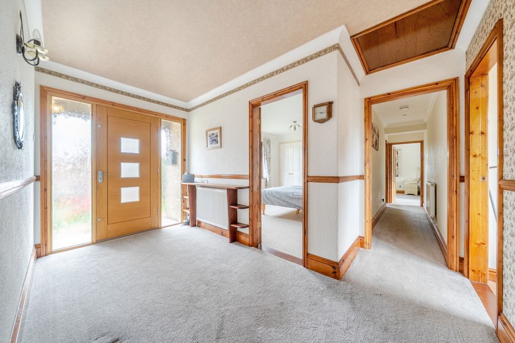 Property photo 2 of 19 1441528-13-69De71227B75B