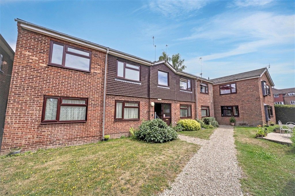 Property photo 1 of 5