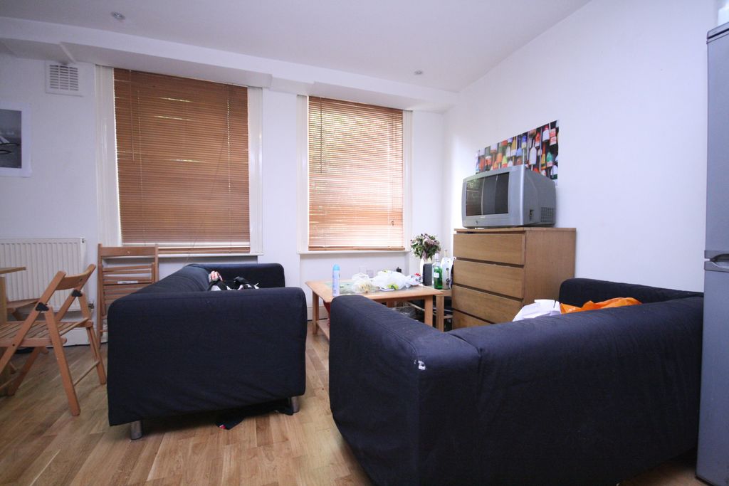 Property photo 3 of 3