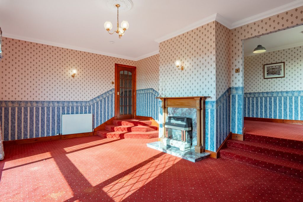 Property photo 2 of 49