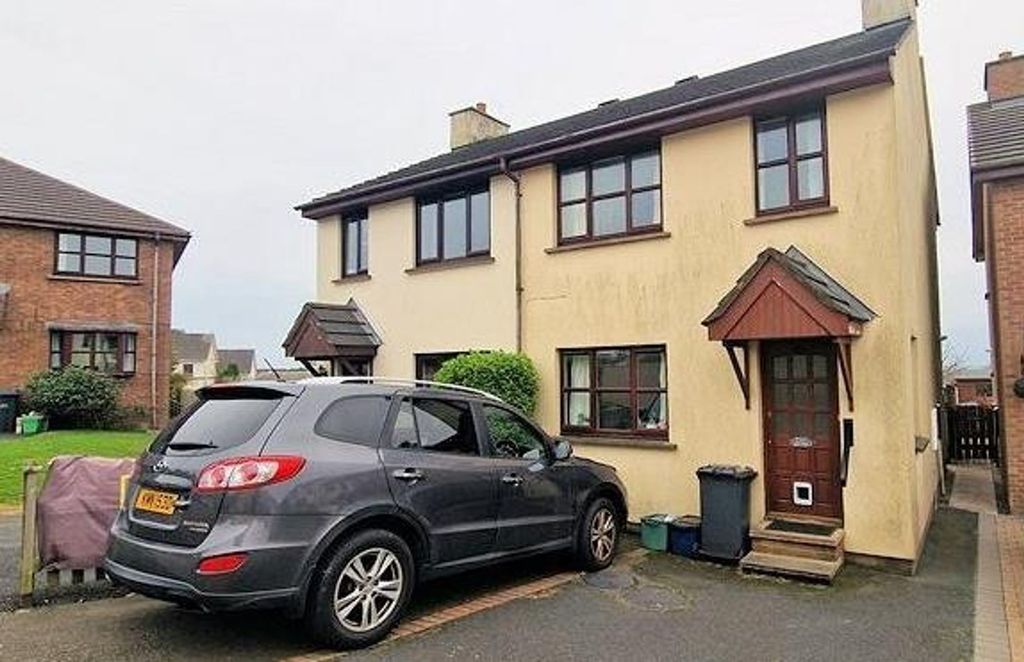 Property photo 1 of 8