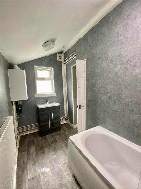 Property photo 3 of 6 Modern Bathroom Suite With Sleek Grey Finish...