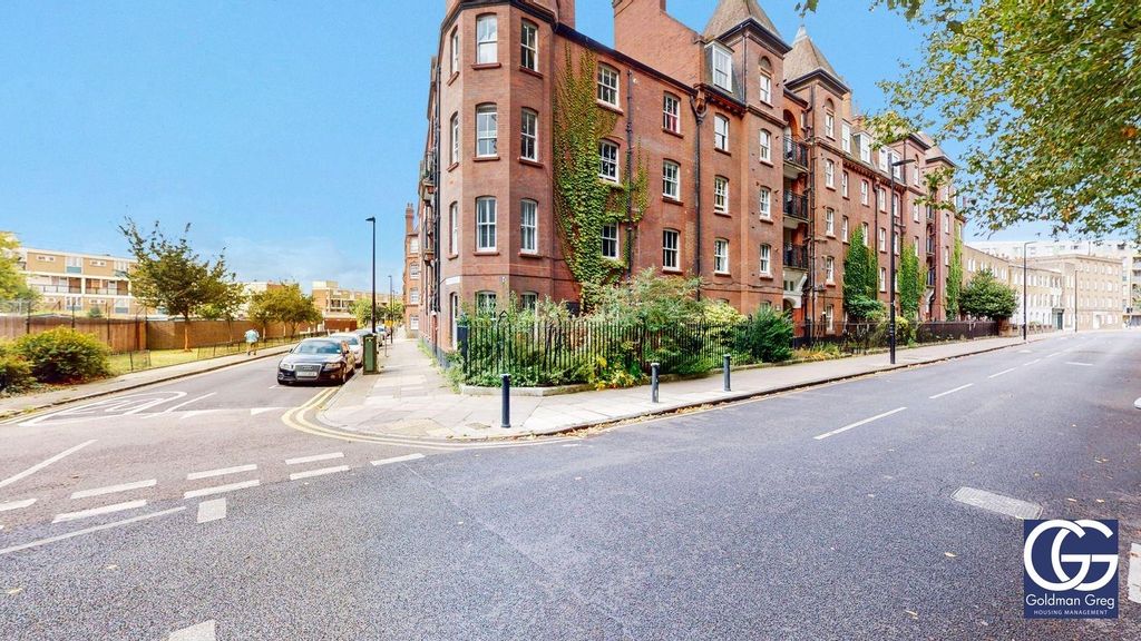 Property photo 3 of 13