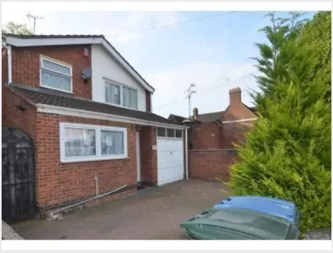 Property photo 2 of 33