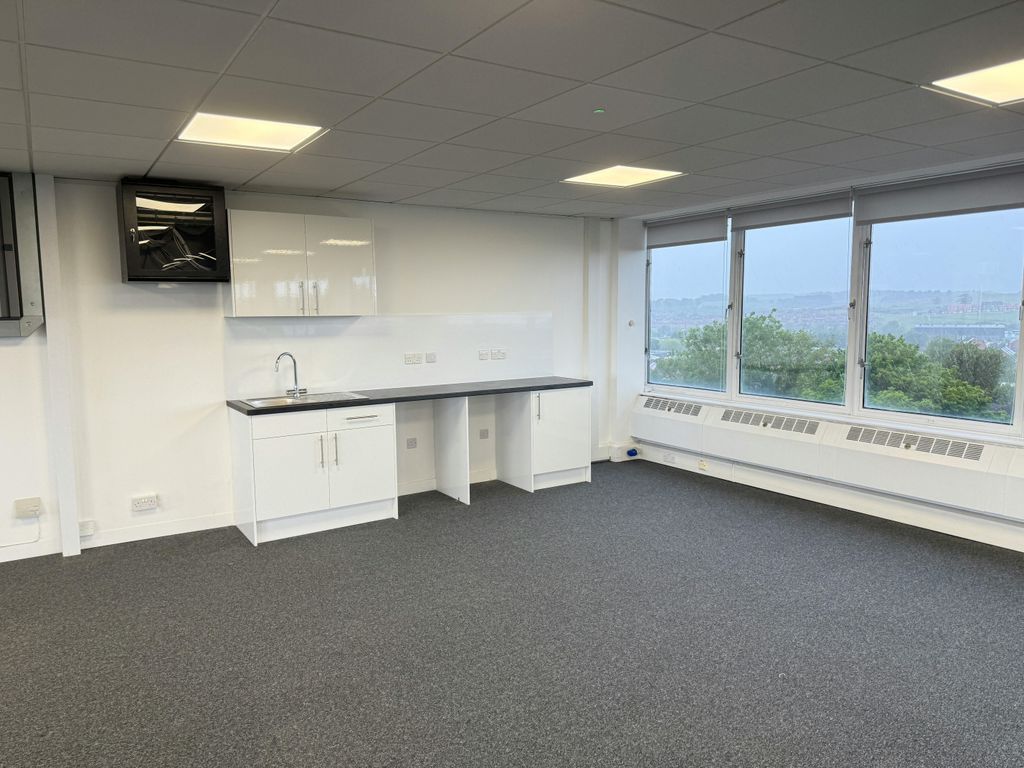 Property photo 3 of 17 Img_2701.Jpg