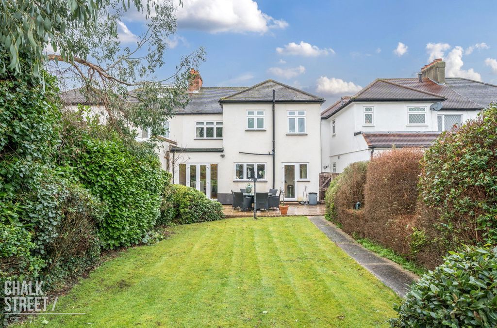 Property photo 3 of 38