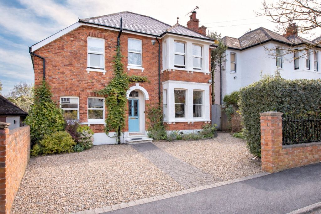 Property photo 1 of 25 Front