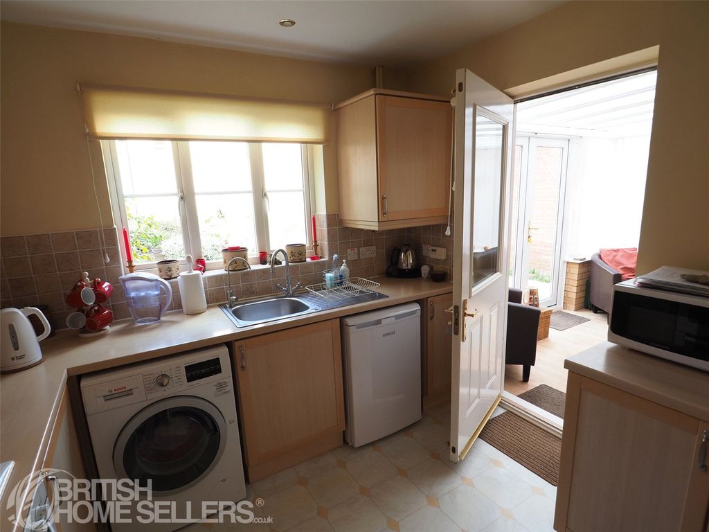 Property photo 3 of 22 Picture No. 10