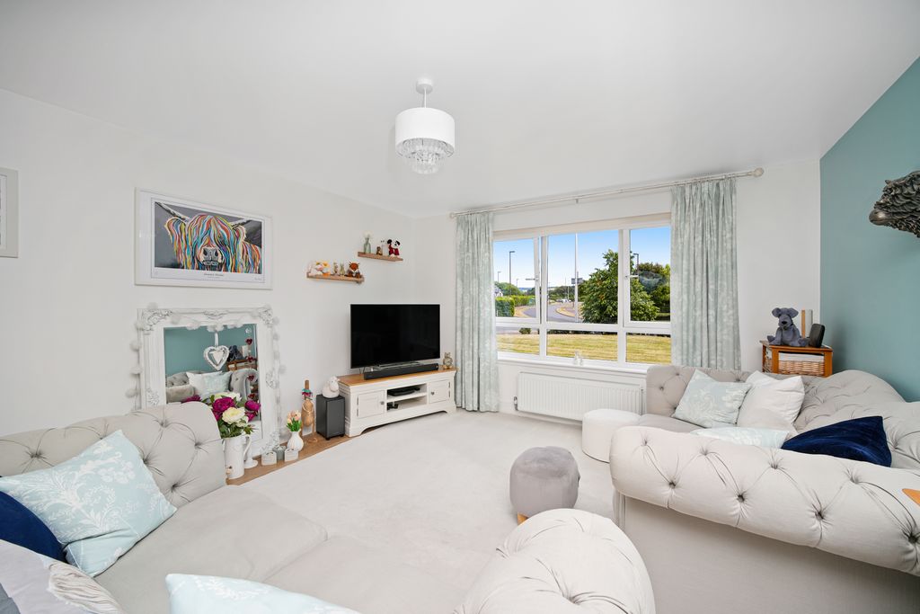 Property photo 3 of 16 Property Image 3