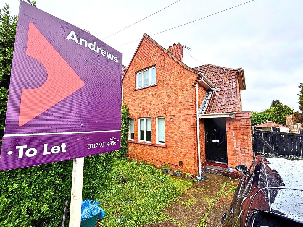 Property photo 3 of 9 External