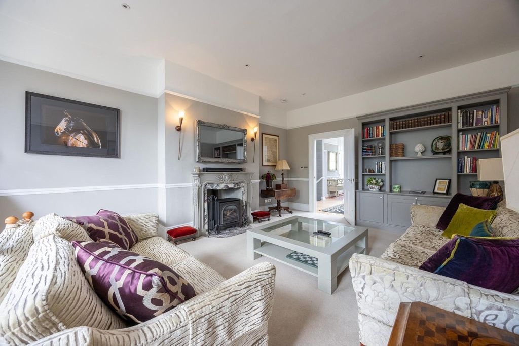 Additional image 7 of 3 bed flat for saleMontpellier Spa Road, Cheltenham, Gloucestershire GL50