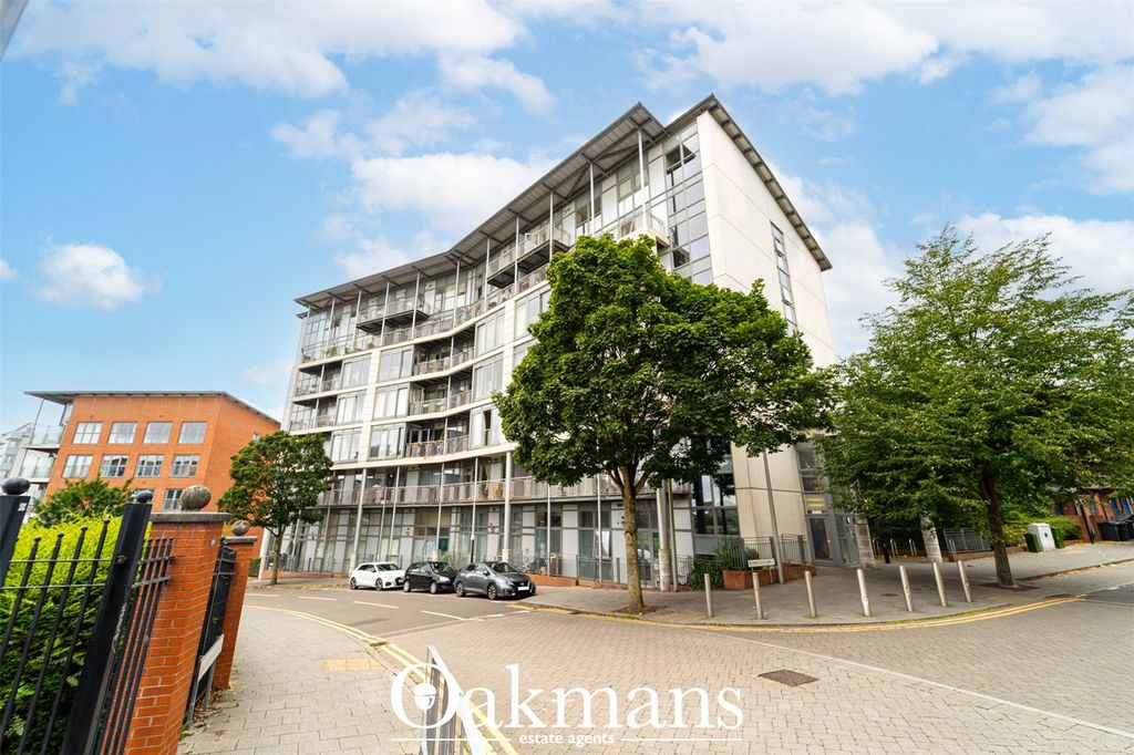 Property photo 1 of 24 Picture No. 23